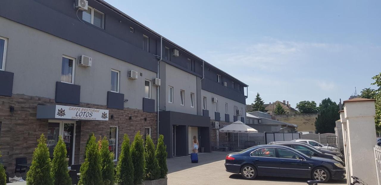 Dnd-X Hotel Pancevo Exterior photo