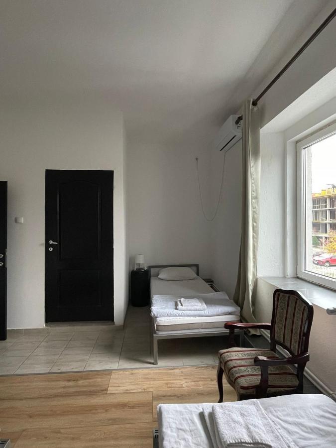 Dnd-X Hotel Pancevo Exterior photo